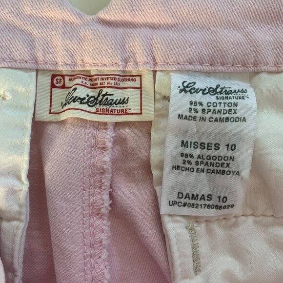Levi’s Strauss Signature Pink Cropped Denim Pants Buckle Detail Women’s Size 10 - Picture 3 of 12